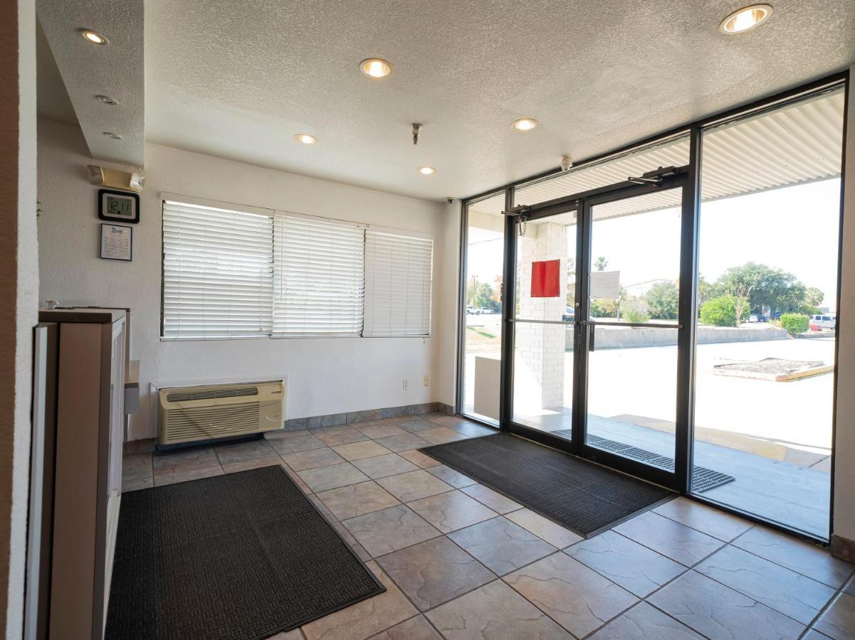 Americas Best Value Inn & Suites Humble Exteriör bild