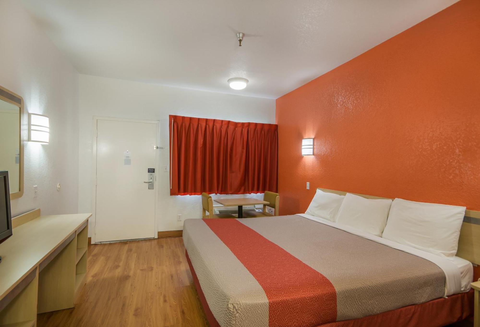 Americas Best Value Inn & Suites Humble Exteriör bild
